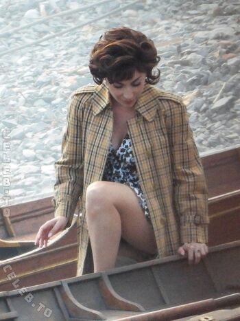 Full leaked Lady gaga private photo