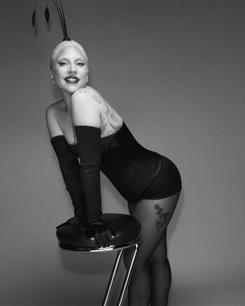 Full leaked Lady gaga private photo