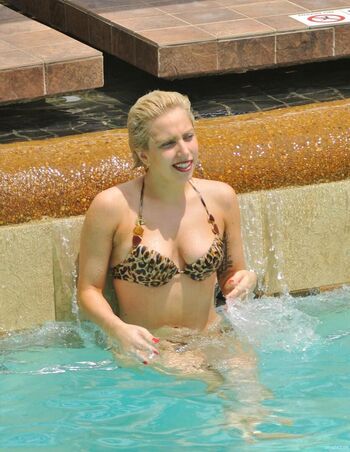 Full leaked Lady gaga private photo