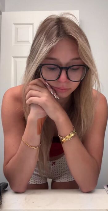 Full leaked Ladybuggurl private photo