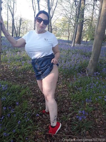Full leaked Ladyjames private photo
