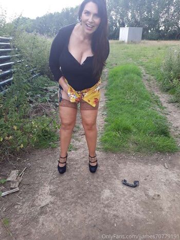 Full leaked Ladyjames private photo