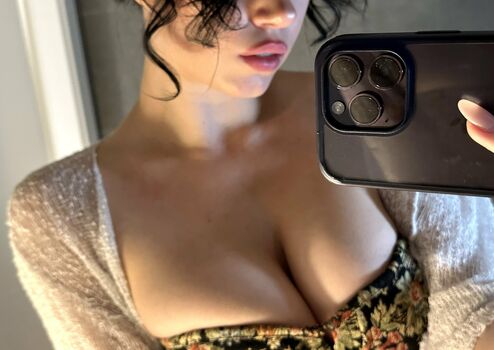 Full leaked Ladymcbeth private photo