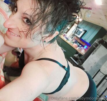 Full leaked Ladymoonbeam page private photo