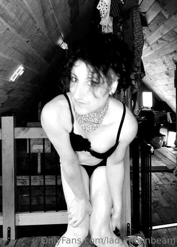 Full leaked Ladymoonbeam private photo