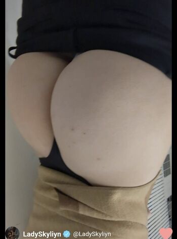 Full leaked Ladyskyliyn private photo