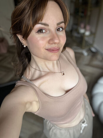 Full leaked Ladysundae private photo