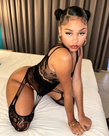 Full leaked Lainiaofficial page private photo