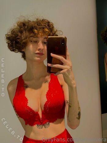 Full leaked Lalhoevera private photo