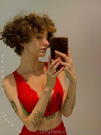 Full leaked Lalhoevera private photo