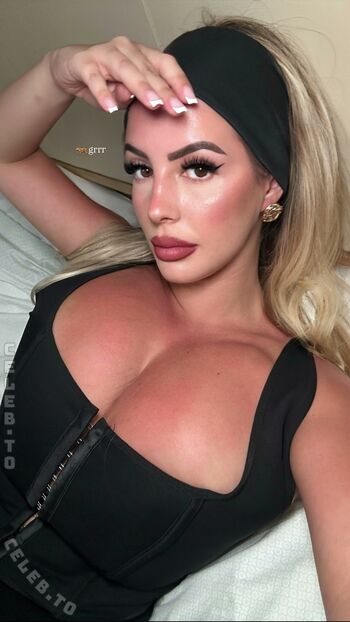 Lali957