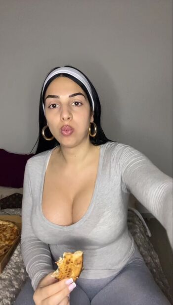Full leaked Lamujerbuenaa private photo