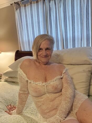 Full leaked Lanareznor private photo