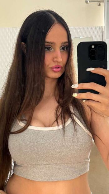 Full leaked Lanarose private photo