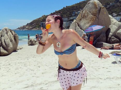 Full leaked Lara adkins private photo