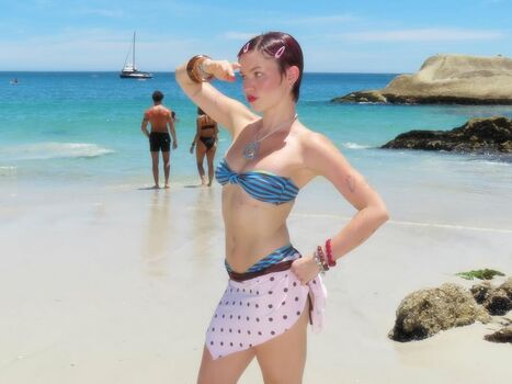 Full leaked Lara adkins private photo