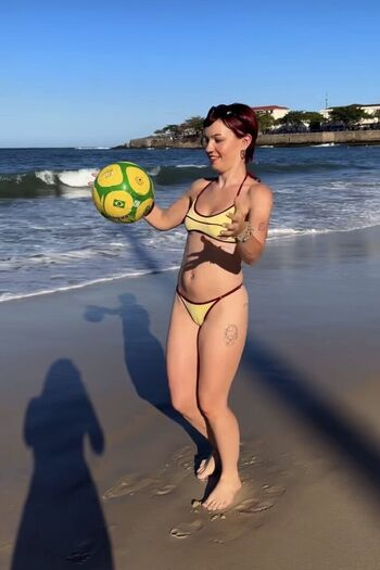 Full leaked Lara adkins private photo
