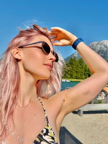 Full leaked Lara markthaler private photo