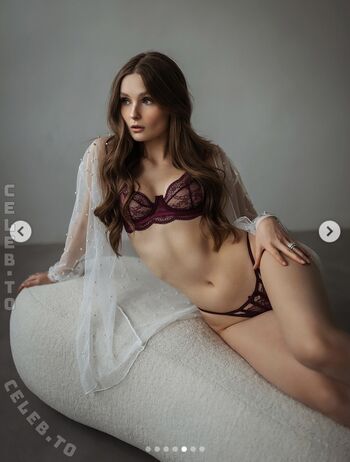 Full leaked Lara oster private photo