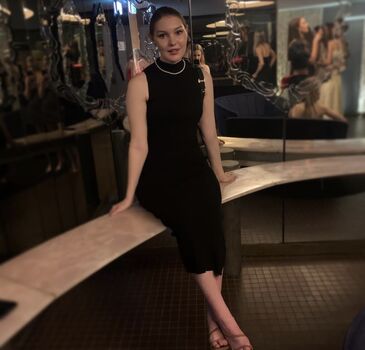 Full leaked Lara petersen private photo