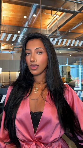 Full leaked Lara raj private photo