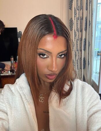 Full leaked Lara raj private photo