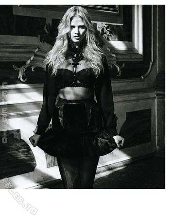 Full leaked Lara stone private photo