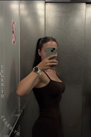 Full leaked Lara stxx private photo