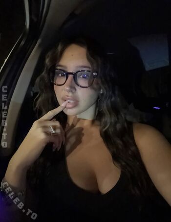 Full leaked Lara tepper private photo