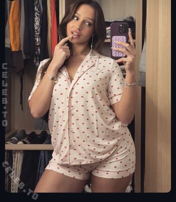 Full leaked Lara tepper private photo