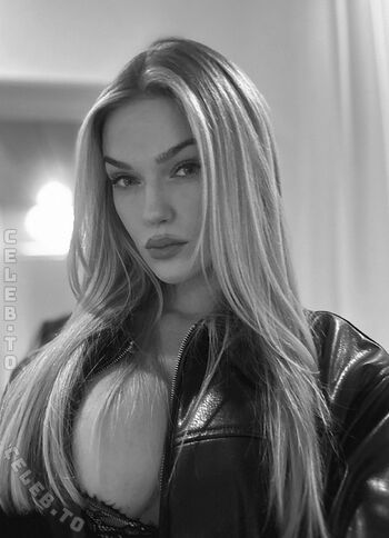 Full leaked Laraa private photo