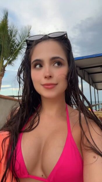 Full leaked Larissa costa private photo