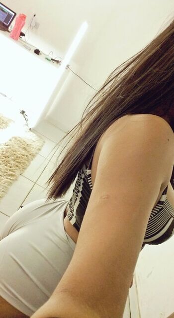 Full leaked Larissa kalli private photo