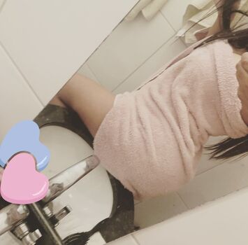 Full leaked Larissa kalli private photo