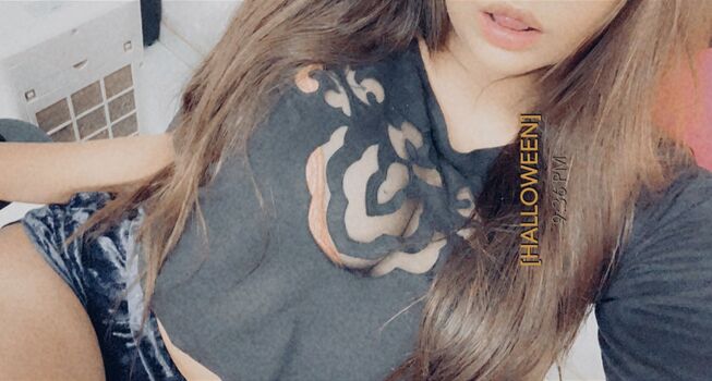 Full leaked Larissa kalli private photo