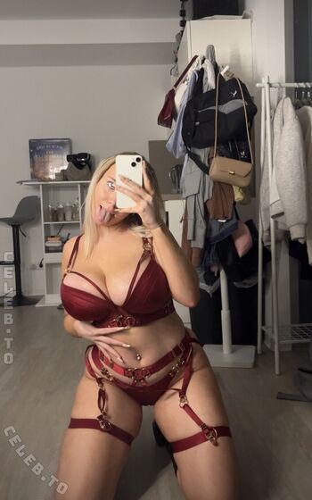 Full leaked Larissa lhaa private photo