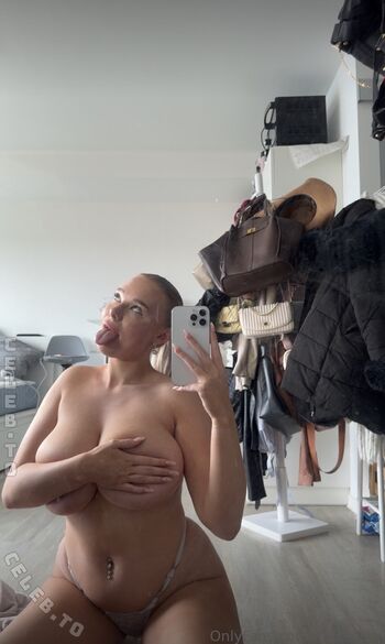 Full leaked Larissa lhaa private photo