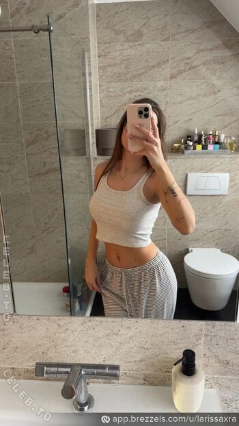Larissaxra