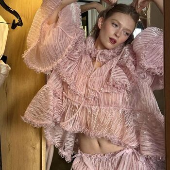 Full leaked Larsen thompson page private photo