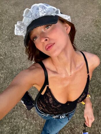 Full leaked Larsen thompson private photo