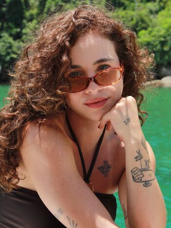 Full leaked Laryssa ayres private photo