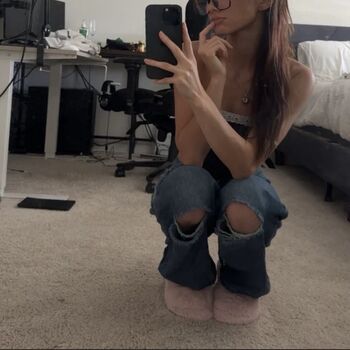 Full leaked Laselyii private photo