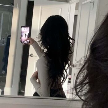 Full leaked Laselyii private photo