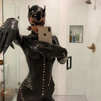 Full leaked Latex fetish private photo