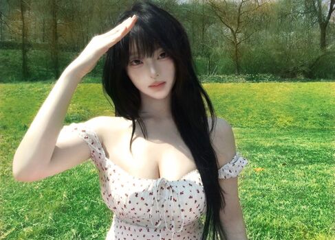 Full leaked Latulip  page private photo