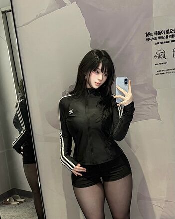 Full leaked Latulip  page private photo