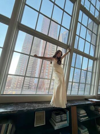 Full leaked Laufey lin private photo