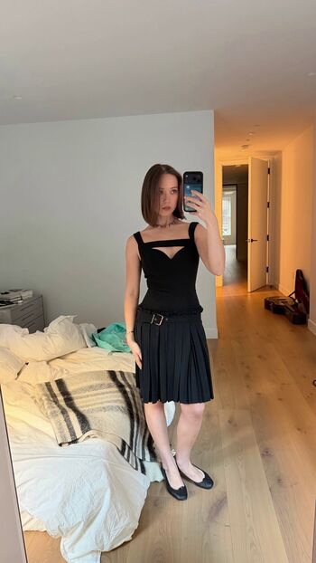 Full leaked Laufey lin private photo