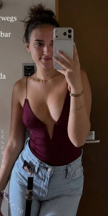 Full leaked Laura borck private photo