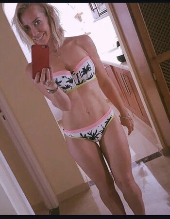 Full leaked Laura hamilton page private photo